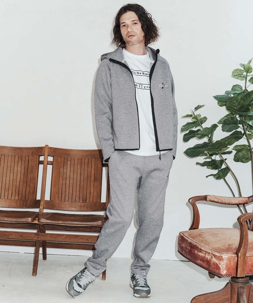 No Rain No Rainbow(ノーレインノーレインボー)の「mpa4066-cardboard knit high-neck hoodie with two-tone embroidery ジップパーカー(NR26S-11)(パーカー・メンズ・ネイビー/トップグレー/ブラック・XL/L/M/S)」の16枚目の写真