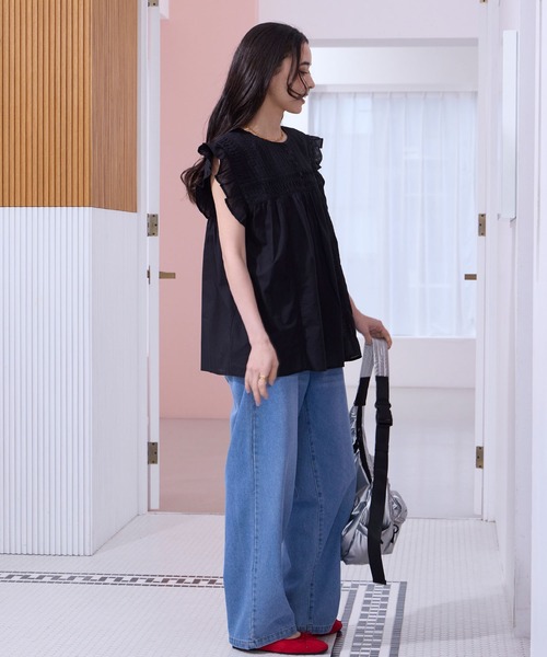 THE CRAFT CREW PRODUCTS(ザクラフトクループロダクツ)の「インドコットン ピンタック フリル フレンチスリーブ ヘンリーブラウス【THE CRAFT CREW PRODUCTS】(シャツ/ブラウス・レディース・イエロー系/ネイビー/ライトブルー/ブラック/ブラウン/レッド/オフホワイト・FREE)」の18枚目の写真