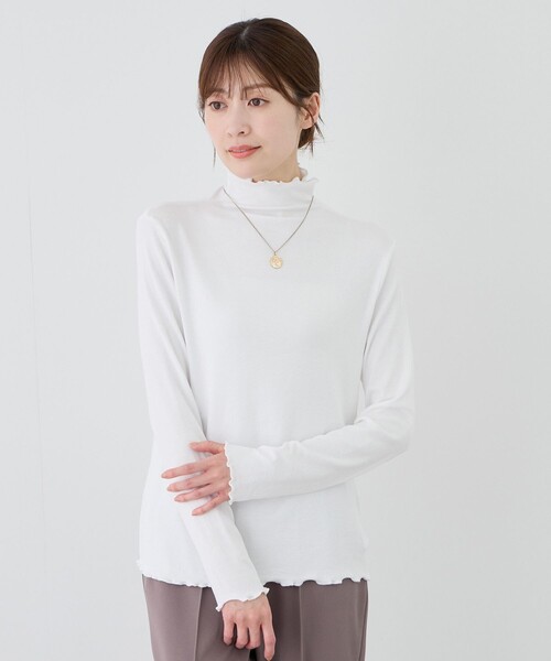 Jayro（ジャイロ）の「メロウ仕上げ長袖プルオーバー（Tシャツ/カットソー・レディース・ライトグレー/ホワイト系その他/ピンク/ブラック/ブルー系その他4/イエロー系その他・FREE）」の2枚目の写真