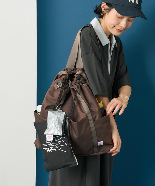 FREAK'S STORE(フリークスストア)の「藤本美貴 × FREAK'S STORE/フリークスストア 【セットアイテム】メッセージ ロゴ ポーチセット(ポーチ・レディース・ブラック/ピンク/レモンイエロー/ブルー・ONE SIZE)」の6枚目の写真