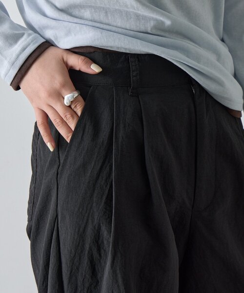 goocy(グーシー)の「タックバレルパンツ(その他パンツ・レディース・モカ/ブラック・FREE)」の7枚目の写真