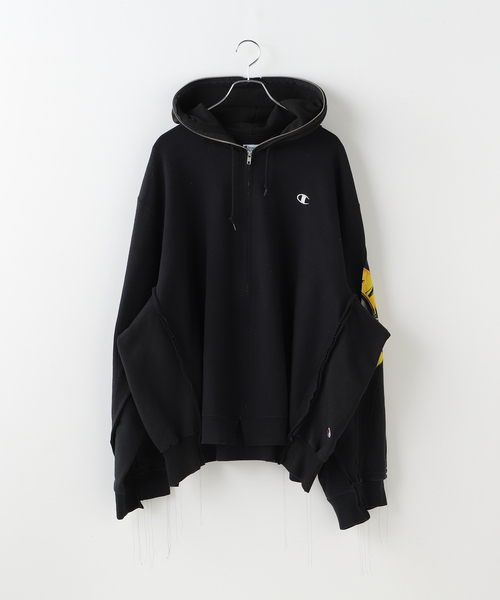 DISCOVERED(ディスカバード)の「DISCOVERED / ディスカバード Band Tee Dolman Zip Hoodie(パーカー・メンズ・ブラック・FREE)」の1枚目の写真