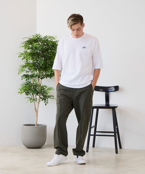 LB/S (エルビーエス)の「【ZERO STAIN/ゼロステイン】汗染みの目立ちにくいTシャツ ZEROSTAIN ロゴ アニマル バックプリント オーバーサイズTシャツ 防汚 UVカット 綿タッチ・厚手(Tシャツ/カットソー・メンズ・ブラック系その他2/ブルー系その他/ホワイト系その他/ホワイト系その他2・X-LARGE/LARGE/MEDIUM)」の5枚目の写真