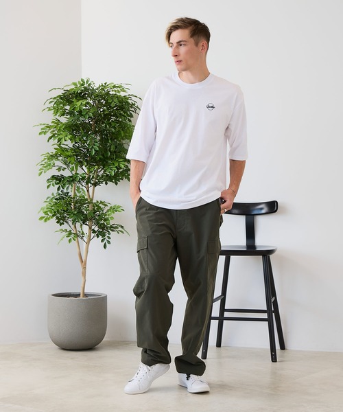 LB/S (エルビーエス)の「【ZERO STAIN/ゼロステイン】汗染みの目立ちにくいTシャツ ZEROSTAIN ロゴ アニマル バックプリント オーバーサイズTシャツ 防汚 UVカット 綿タッチ・厚手(Tシャツ/カットソー・メンズ・ブラック系その他2/ブルー系その他/ホワイト系その他/ホワイト系その他2・X-LARGE/LARGE/MEDIUM)」の8枚目の写真