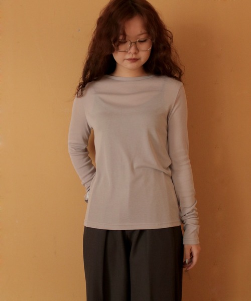 cheriella（シェリエラ）の「【cheriella】ベーシックシアーロングスリーブトップス BASIC SHEER LONG SLEEVE TOP（Tシャツ/カットソー・レディース・ライトブルー/ブラック/イエロー/ライトグレー/オフホワイト・FREE）」の4枚目の写真