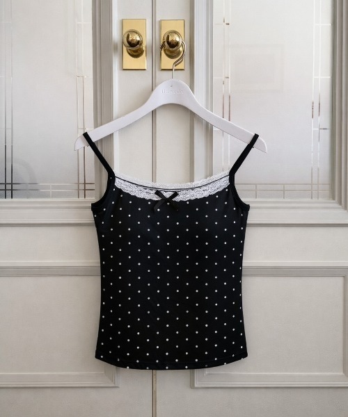 TITTY&CO.（ティティーアンドコー）の「ドットフロントリボンキャミソール（キャミソール・レディース・グレー/ブラック/ホワイト・FREE）」の2枚目の写真