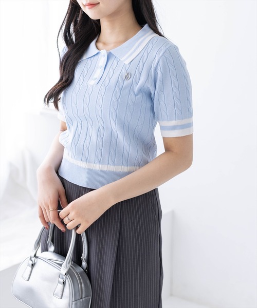 clear（クリア）の「配色ケーブル半袖ポロニット［骨格ストレート / 細見え / きれいめカジュアル］（ニット/セーター・レディース・ネイビー/オフホワイト/サックスブルー/ピンク・F）」の8枚目の写真