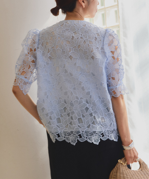 VERMEIL par iena（ヴェルメイユパーイエナ）の「Cutwork Lace ブラウス（シャツ/ブラウス・レディース・ブラック/サックスブルー・FREE）」の22枚目の写真