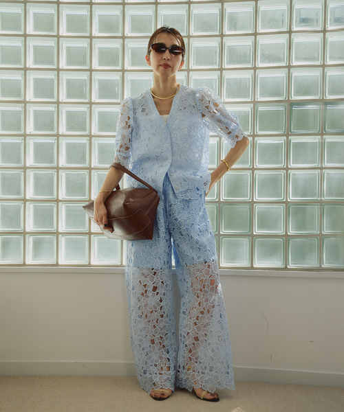 VERMEIL par iena（ヴェルメイユパーイエナ）の「Cutwork Lace ブラウス（シャツ/ブラウス・レディース・ブラック/サックスブルー・FREE）」の19枚目の写真