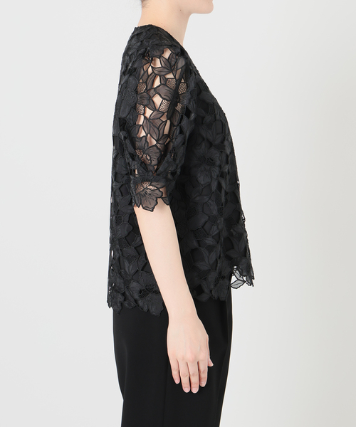 VERMEIL par iena（ヴェルメイユパーイエナ）の「Cutwork Lace ブラウス（シャツ/ブラウス・レディース・ブラック/サックスブルー・FREE）」の15枚目の写真