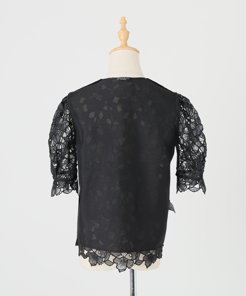VERMEIL par iena（ヴェルメイユパーイエナ）の「Cutwork Lace ブラウス（シャツ/ブラウス・レディース・ブラック/サックスブルー・FREE）」の10枚目の写真