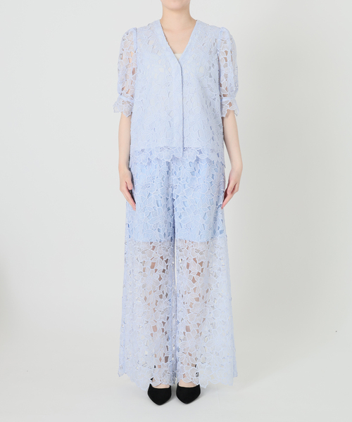 VERMEIL par iena（ヴェルメイユパーイエナ）の「Cutwork Lace ブラウス（シャツ/ブラウス・レディース・ブラック/サックスブルー・FREE）」の6枚目の写真