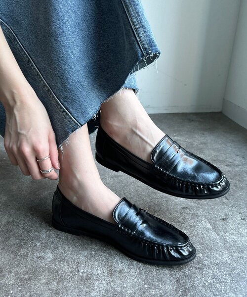 DouDou（ドゥドゥ）の「ソフトギャザーローファー（その他シューズ・レディース・ベージュ/ブラック・23.5cm/24.5cm/24cm）」の4枚目の写真