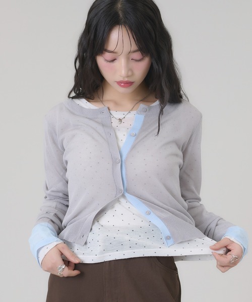 apres jour mignon(アプレジュールミニョン)の「配色シアーカーディガン(カーディガン/ボレロ・レディース・グレー/ライトグレー/ブラウン系その他/ネイビー・LARGE/フリー)」の11枚目の写真