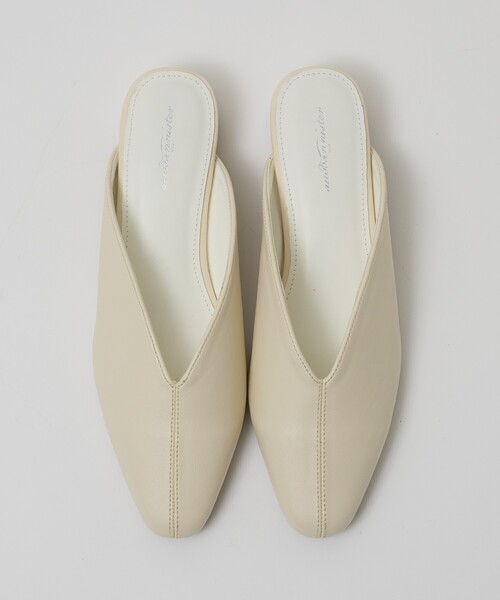 Au BANNISTER（オゥバニスター）の「【販売店舗限定】センターシームミュール（サンダル・レディース・ブラック/アイボリー/その他・S/M/L）」の16枚目の写真