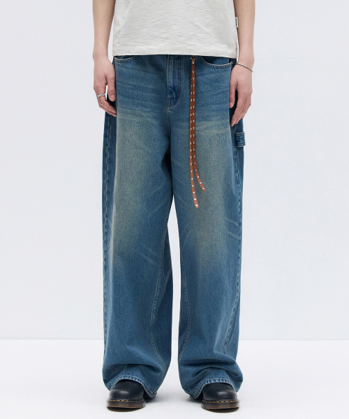MAISON MINED(メゾンミネド)の「BACK-POINT DENIM PANTS MID BLUE(デニムパンツ・メンズ・その他・SMALL/MEDIUM/LARGE)」の7枚目の写真