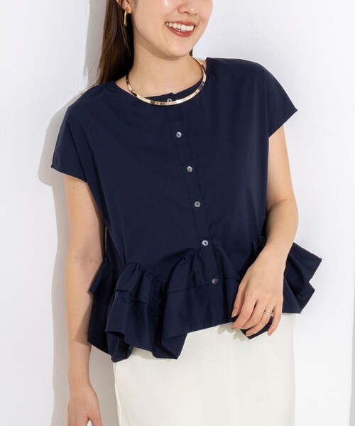NOLLEY’S(ノーリーズ)の「ウオッシャブルペプラムフリル2WAY半袖ブラウス(シャツ/ブラウス・レディース・ブルー系その他3/オフホワイト/ネイビー・FREE)」の3枚目の写真