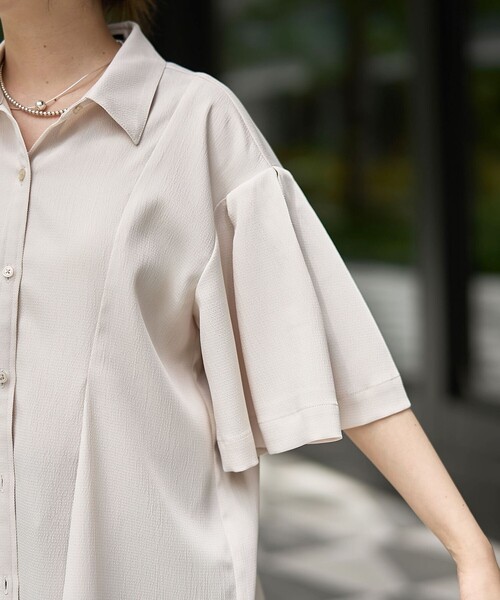 RONEL(ロネル)の「【RONEL】ワッシャーカルゼ ハーフスリーブブラウス(シャツ/ブラウス・レディース・ブラック/ナチュラル・FREE)」の4枚目の写真