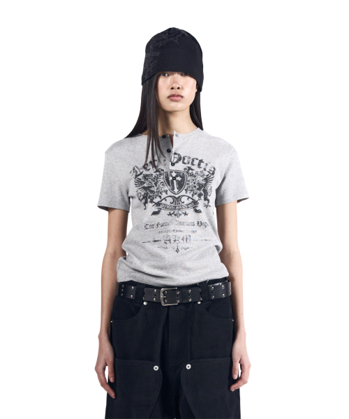 AAKAM(アーカム)の「Shield Henry Neck Half Top (Gray)(Tシャツ/カットソー・レディース・その他・1/2/3)」の2枚目の写真