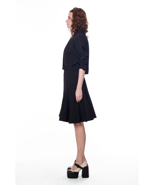 GREEDILOUS(グリディアス)の「Side seam ruffle midi skirt(スカート・レディース・その他・MEDIUM/LARGE/X-SMALL/SMALL)」の4枚目の写真