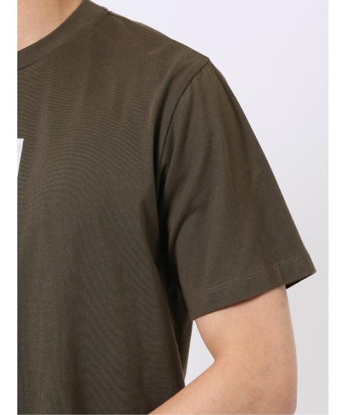 TAKA-Q(タカキュー)の「綿100% コットン 天竺 フォト プリント クルーネック 半袖 Tシャツ メンズ(Tシャツ/カットソー・メンズ・カーキ/アイボリー/グレー系その他2/オリーブ・MEDIUM/LARGE/X-LARGE)」の16枚目の写真