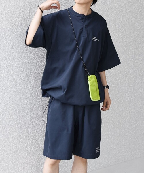 SHIPS any（シップス エニィ）の「【WEB限定】SHIPS any:〈吸水速乾/UVカット〉ドライタッチ ヘンリーネック Tシャツ＋イージーショーツ＋パッカブルバッグ 3点セット◇（Tシャツ/カットソー・メンズ・ネイビー/ベージュ/ブラック・SMALL/LARGE/MEDIUM）」の3枚目の写真