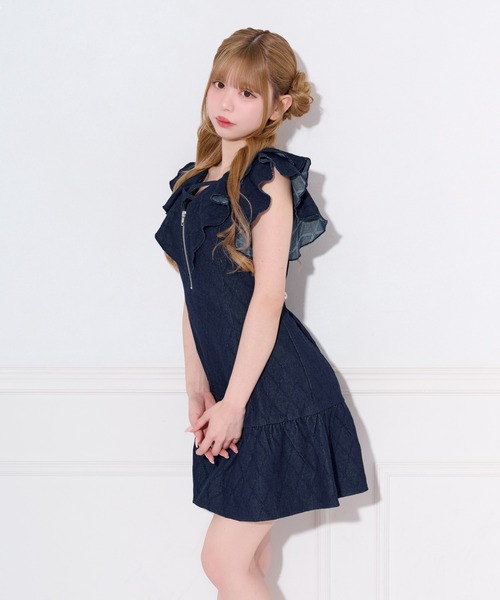 apres jour（アプレジュール）の「フロントジップフリルデニムワンピース（ワンピース・レディース・ライトブルー/インディゴブルー・SMALL/MEDIUM/X-LARGE）」の9枚目の写真