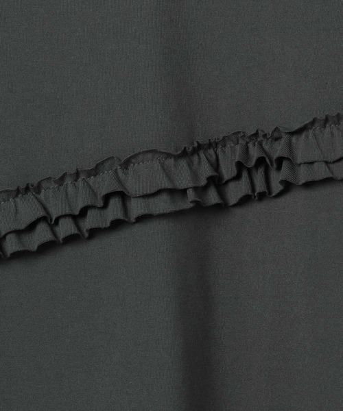 LEPSIM(レプシィム)の「アソートフリルチュニック 740448(Tシャツ/カットソー・レディース・オフホワイト/ブラック系その他/チャコールグレー/ブラック・FREE)」の15枚目の写真
