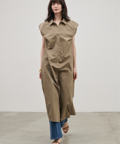 LARUTA（ラルータ）の「【LARUTA】［WEB限定］ブロードバルーンスリーブシャツワンピース（シャツワンピース・レディース・ベージュ/ブラウン/ブラック・FREE）」の3枚目の写真