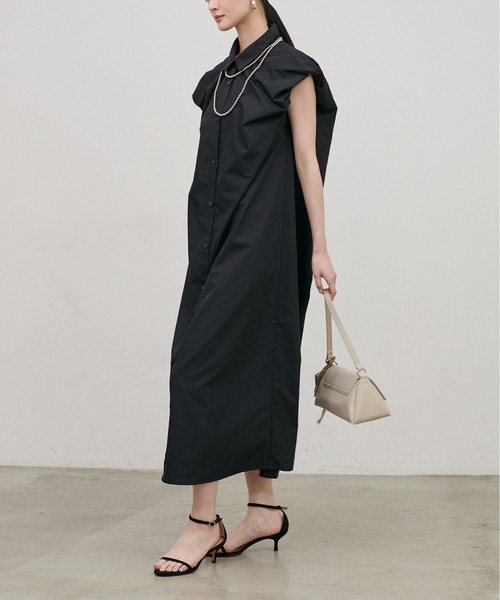 LARUTA（ラルータ）の「【LARUTA】［WEB限定］ブロードバルーンスリーブシャツワンピース（シャツワンピース・レディース・ベージュ/ブラウン/ブラック・FREE）」の4枚目の写真