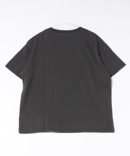 ANAP(アナップ)の「ピグメント加工 スナップボタン 2WAY オーバーサイズ Tシャツ(Tシャツ/カットソー・レディース・ベージュ系その他/ダークアッシュ・F)」の12枚目の写真
