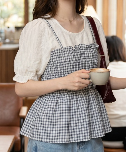 umune（ウムネ）の「シャーリングビスチェ キャミソール ギンガムチェック 半袖 ペプラム 重ね着 レイヤード ドッキングトップス フェミニン 大人可愛い 春夏（アンサンブル・レディース・ベージュ/ブルー/ブラック・FREE）」の17枚目の写真