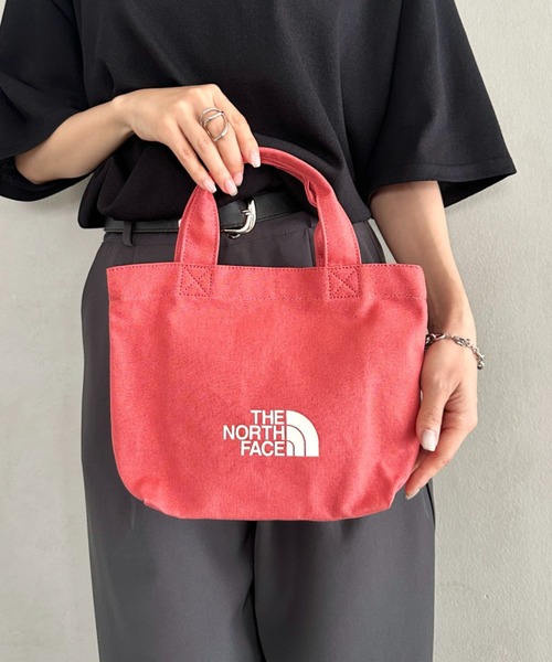 THE NORTH FACE（ザノースフェイス）の「THE NORTH FACE(ザ・ノースフェイス)/ミニキャンバストートバッグ サブバッグ ロゴプリント コットントート/TNF LOGO COTTON BAG S（トートバッグ・レディース・ターコイズブルー/ブラック/クリーム/オレンジ・FREE）」の20枚目の写真