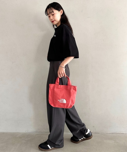 THE NORTH FACE（ザノースフェイス）の「THE NORTH FACE(ザ・ノースフェイス)/ミニキャンバストートバッグ サブバッグ ロゴプリント コットントート/TNF LOGO COTTON BAG S（トートバッグ・レディース・ターコイズブルー/ブラック/クリーム/オレンジ・FREE）」の16枚目の写真