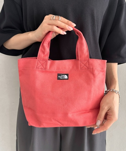 THE NORTH FACE（ザノースフェイス）の「THE NORTH FACE(ザ・ノースフェイス)/ミニキャンバストートバッグ サブバッグ ロゴプリント コットントート/TNF LOGO COTTON BAG S（トートバッグ・レディース・ターコイズブルー/ブラック/クリーム/オレンジ・FREE）」の21枚目の写真
