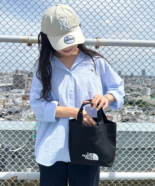THE NORTH FACE（ザノースフェイス）の「THE NORTH FACE(ザ・ノースフェイス)/ミニキャンバストートバッグ サブバッグ ロゴプリント コットントート/TNF LOGO COTTON BAG S（トートバッグ・レディース・ターコイズブルー/ブラック/クリーム/オレンジ・FREE）」の9枚目の写真