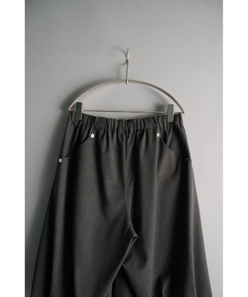 CONZ（コンズ）の「summer ballon shorts/バルーンシルエット/ショーツ/セットアップ/夏服//CONZ（スラックス・メンズ・チャコールグレー/ブラック・3/2/1）」の19枚目の写真