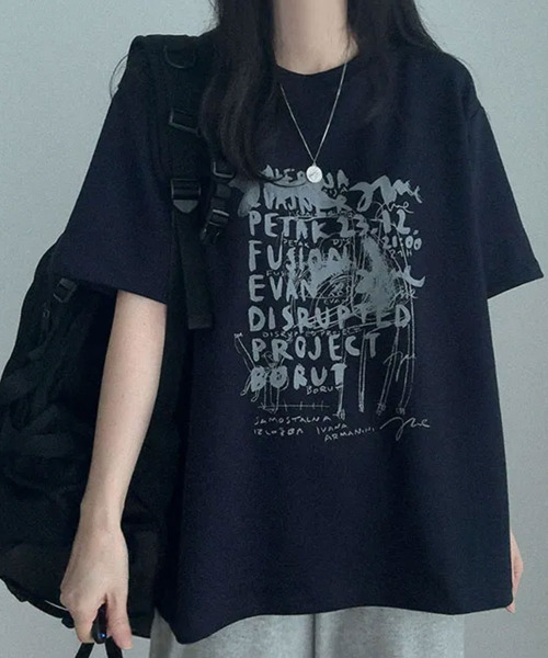 VIVID LADY(ビビッドレディー)の「フロントプリント 半袖Tシャツ(Tシャツ/カットソー・レディース・ライトグレー/ブラック/ネイビー・FREE)」の4枚目の写真