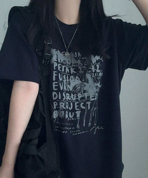 VIVID LADY(ビビッドレディー)の「フロントプリント 半袖Tシャツ(Tシャツ/カットソー・レディース・ライトグレー/ブラック/ネイビー・FREE)」の6枚目の写真