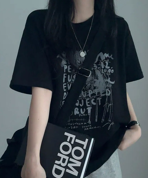 VIVID LADY(ビビッドレディー)の「フロントプリント 半袖Tシャツ(Tシャツ/カットソー・レディース・ライトグレー/ブラック/ネイビー・FREE)」の12枚目の写真