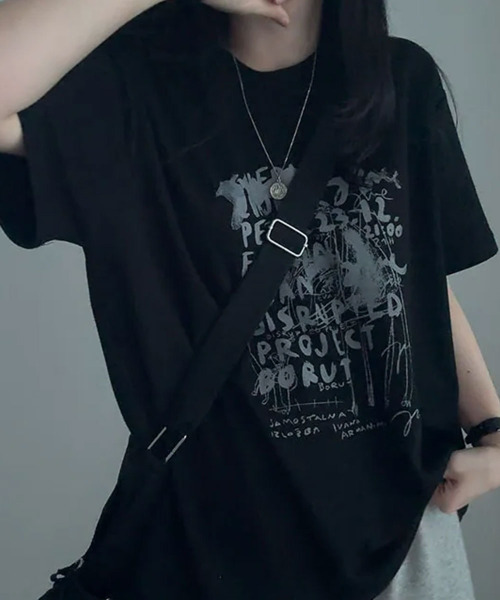VIVID LADY(ビビッドレディー)の「フロントプリント 半袖Tシャツ(Tシャツ/カットソー・レディース・ライトグレー/ブラック/ネイビー・FREE)」の13枚目の写真