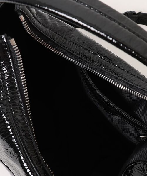 STELLA McCARTNEY(ステラマッカートニー)の「Dartmoor Crossbody Bag / Dartmoor クロスボディバッグ(ショルダーバッグ・レディース・ブラック・ONE SIZE)」の5枚目の写真