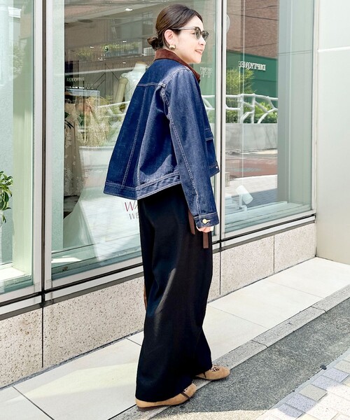 Rie Miller(リエミラー)の「【RM denim】コーデュロイ襟2WAYフレアショート丈Gジャン(デニムジャケット・レディース・ネイビー・FREE)」の3枚目の写真