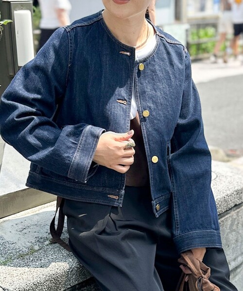 Rie Miller(リエミラー)の「【RM denim】コーデュロイ襟2WAYフレアショート丈Gジャン(デニムジャケット・レディース・ネイビー・FREE)」の4枚目の写真
