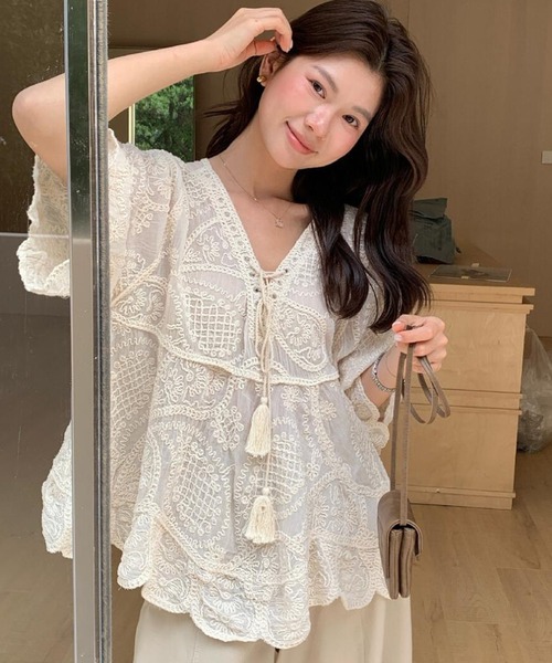 DAY CLOSET(デイ クローゼット)の「【5分丈袖】透け感シアー×立体刺繍 チュニック ブラウス レディース(シャツ/ブラウス・レディース・アイボリー/ホワイト・FREE)」の13枚目の写真