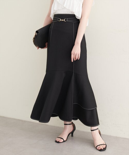 natural couture(ナチュラルクチュール)の「ビットベルト付きマーメイドスカート(スカート・レディース・ブラウン/チャコールグレー/ライトベージュ/ブラック・FREE)」の2枚目の写真