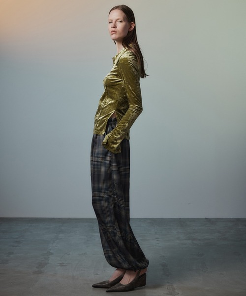 MAISON SPECIAL(メゾンスペシャル)の「Satin Check Easy Pants/サテンチェックイージーパンツ(その他パンツ・レディース・グリーン/ネイビー/ピンク・38/36)」の1枚目の写真