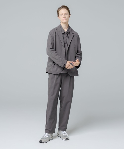 SPU(スプ)の「【セットアップ 2点セット】多機能素材ナイロン【URBAN FLEXOR】【防しわ、ストレッチ、ウォッシャブル、抗ピリング】Relaxed-Fit Shadow Button Single Jacket & Easy Tapered Pants Setup(セットアップ・メンズ・チャコール/グレイッシュベージュ/ネイビー/ブラック・S/M/L/XL)」の20枚目の写真