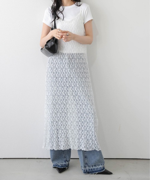 AMELY(エミリー)の「フラワーレース キャミワンピース(ワンピース・レディース・ブラック/ホワイト・フリー)」の4枚目の写真