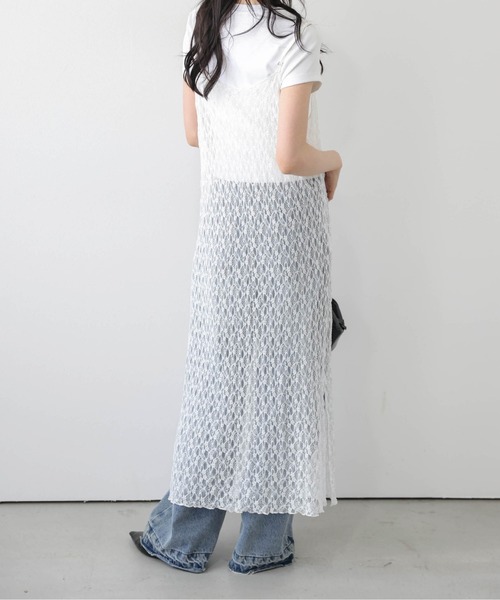 AMELY(エミリー)の「フラワーレース キャミワンピース(ワンピース・レディース・ブラック/ホワイト・フリー)」の6枚目の写真
